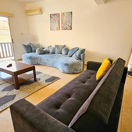 Sky Line Rooms, 150m From Chabad Lubavitch * Larnaka