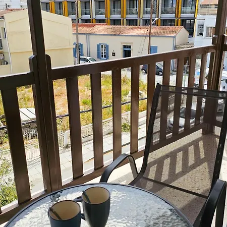 Sky Line Rooms, 150m From Chabad Lubavitch Privatunterkunft Larnaka